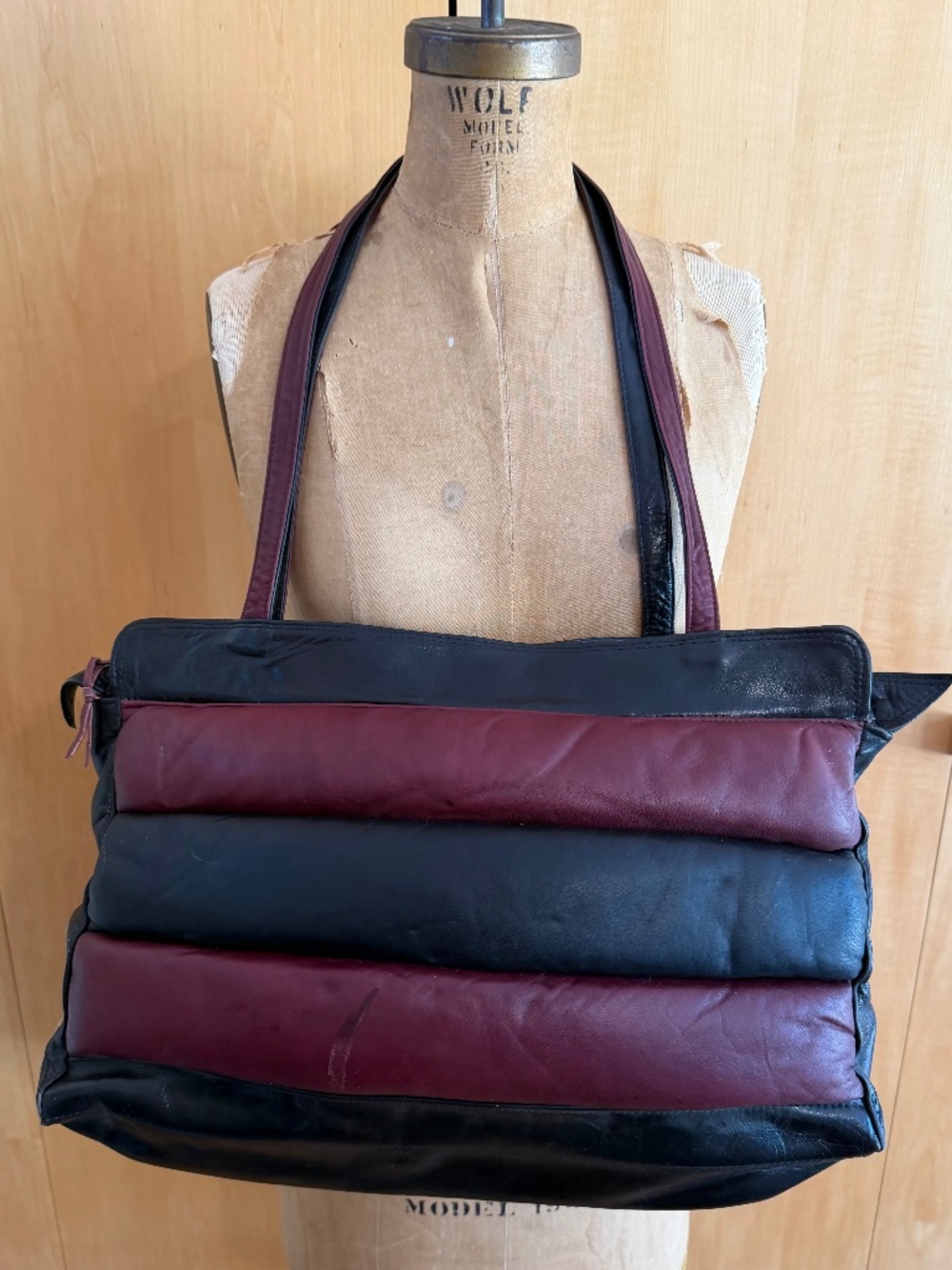 Vintage Donna Altman Stunning Black and Burgundy Leather Shoulder Handbag